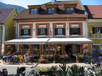 Unser Gasthof im Sommer